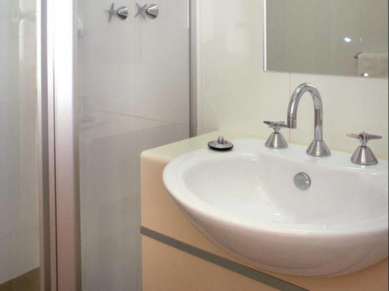 Comfort Capital Hotel